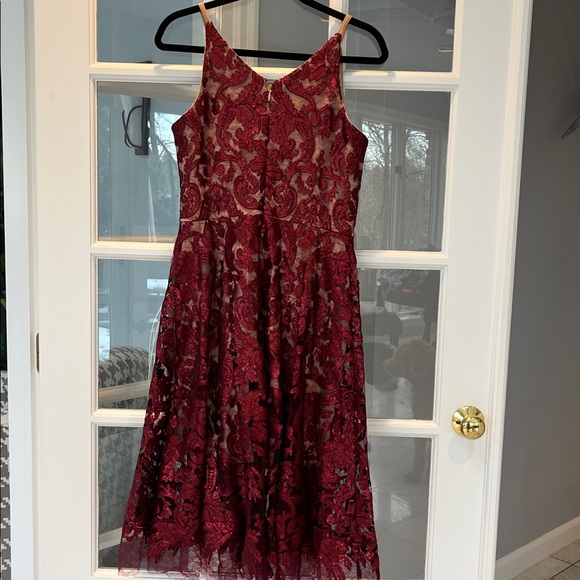 Dress the Population Sequin & Embroidered - Size M NEW - Picture 5 of 5